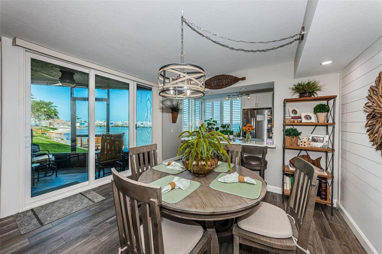 5825 Puerta Del Sol Boulevard S, Unit 166, Saint Petersburg, FL 33715 Photo