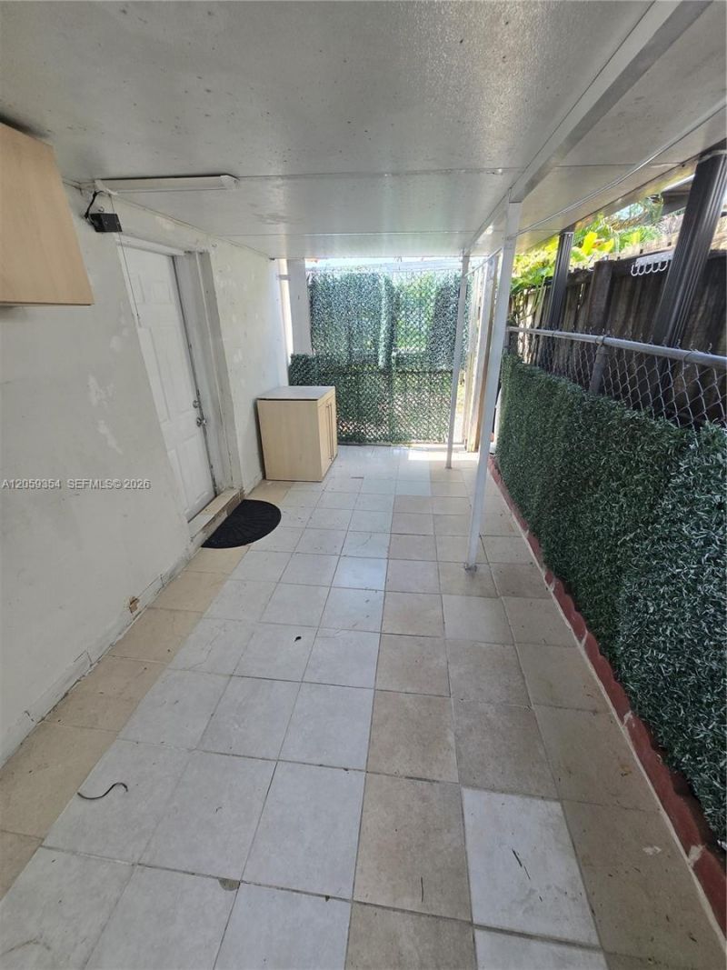 7930 NW 174th Ter, Hialeah, FL 33015 Photo
