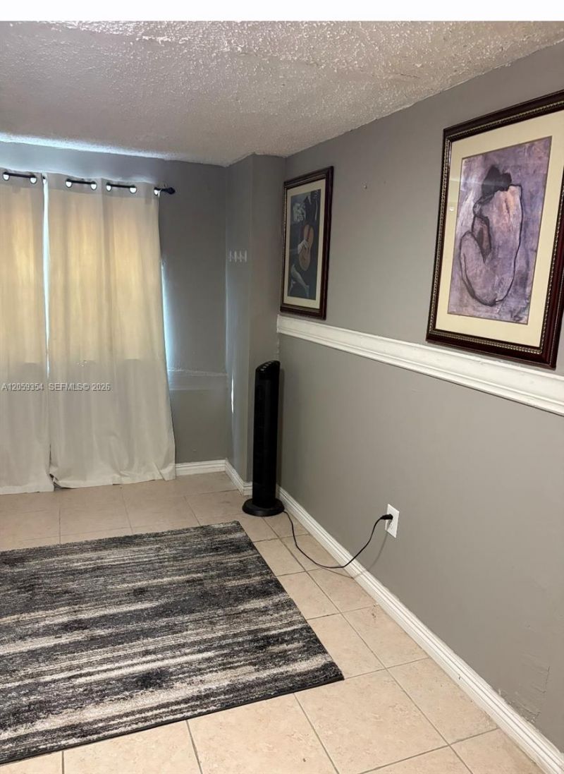 7930 NW 174th Ter, Hialeah, FL 33015 Photo
