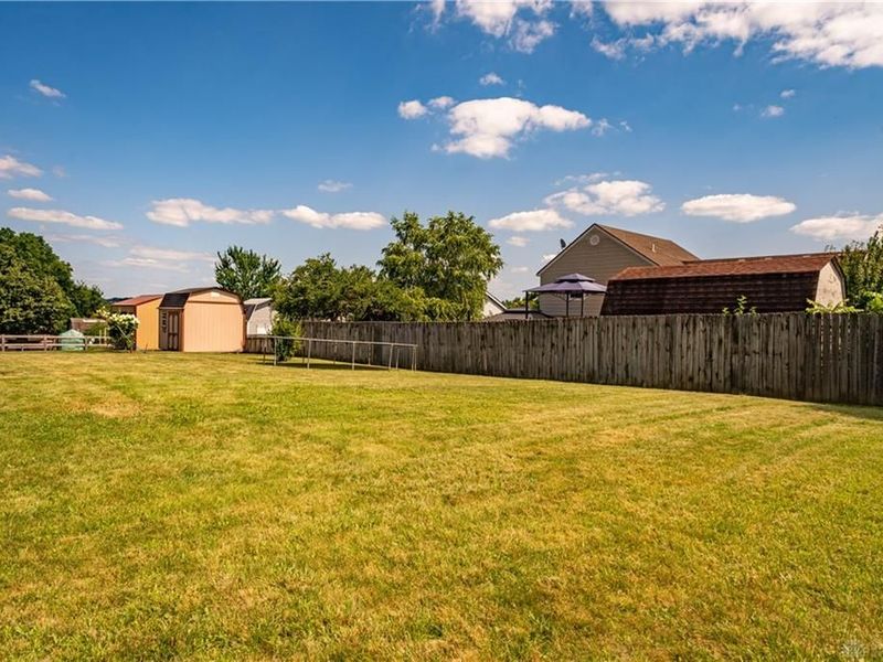 2126 Sherwood Forest Drive, Miamisburg, OH 45342 Photo 31