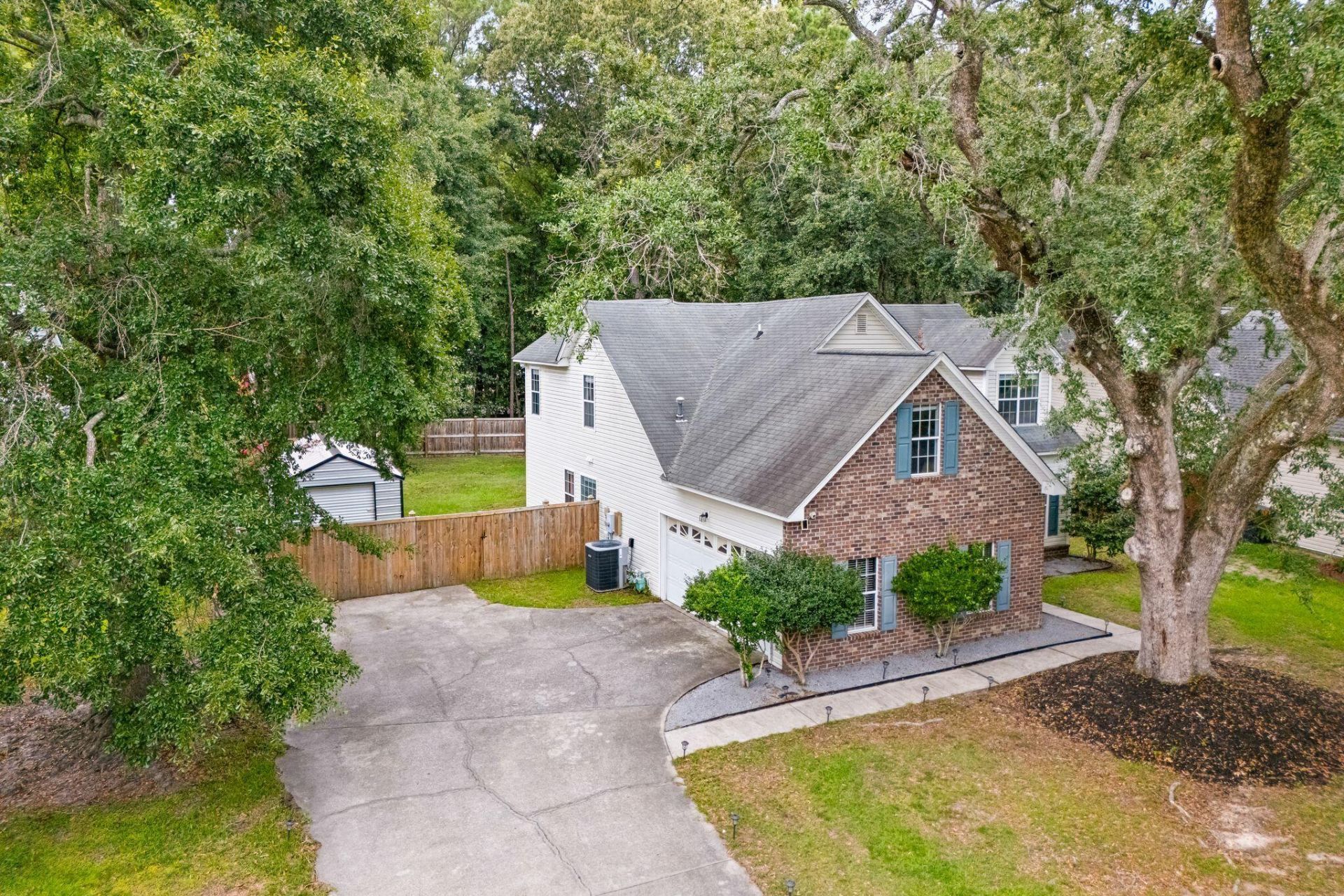 5452 Roxbury Drive Photo 47