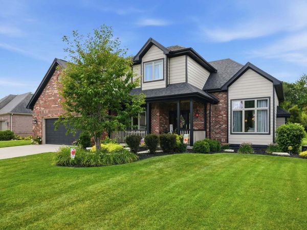 10626 Erie Drive , Crown Point, IN 46307