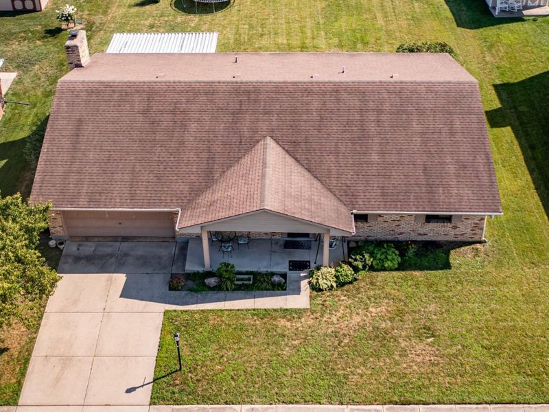 2126 Sherwood Forest Drive, Miamisburg, OH 45342 Photo 3
