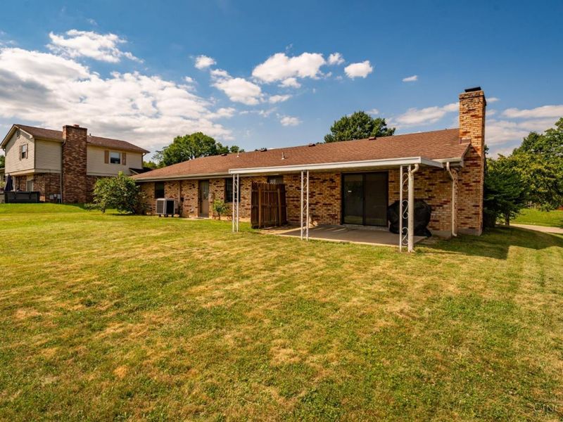 2126 Sherwood Forest Drive, Miamisburg, OH 45342 Photo 34