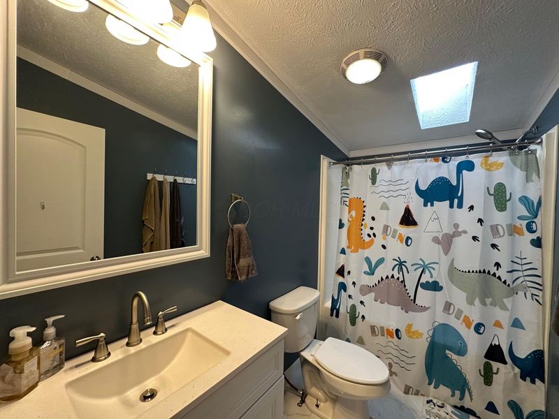 19360 Hampshire Road, Utica, OH 43080 Photo 17