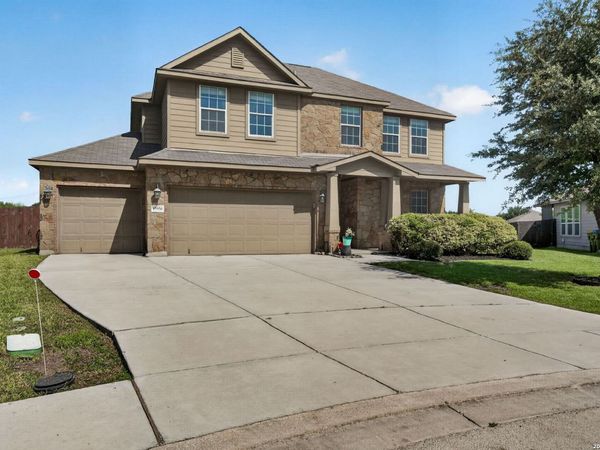 15950 Cardinal Pt, Selma, TX 78154