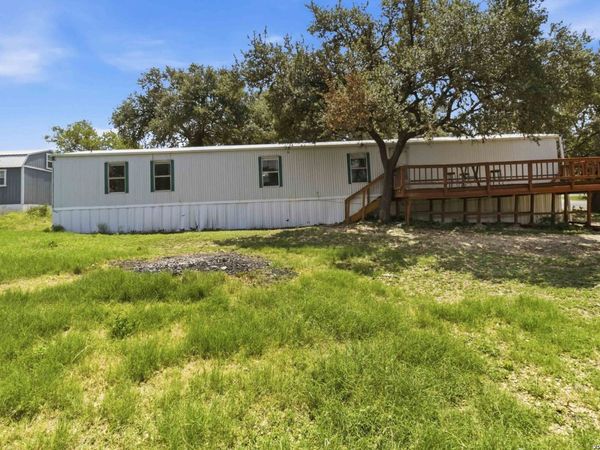 636 Balsa, Canyon Lake, TX 78133