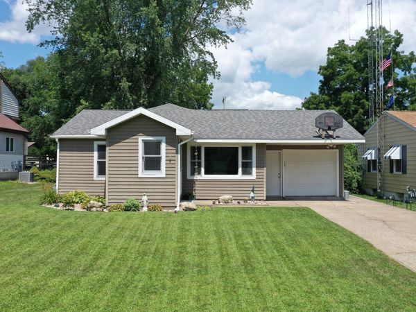 2715 Burr Oak St E, Shelby, WI 54601