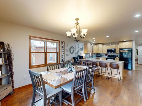 Main Photo