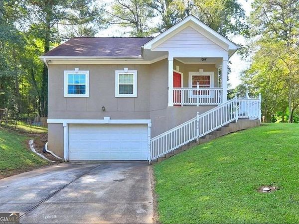 4831 Oak Path, Stone Mountain, GA 30088