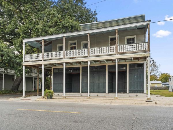 Railroad Ave, Donaldsonville, LA 70346