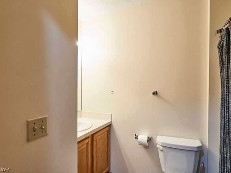 1843 Springfield Center Rd, Akron, OH 44312 Photo 14