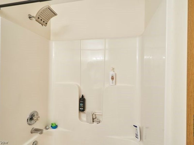 1843 Springfield Center Rd, Akron, OH 44312 Photo 15