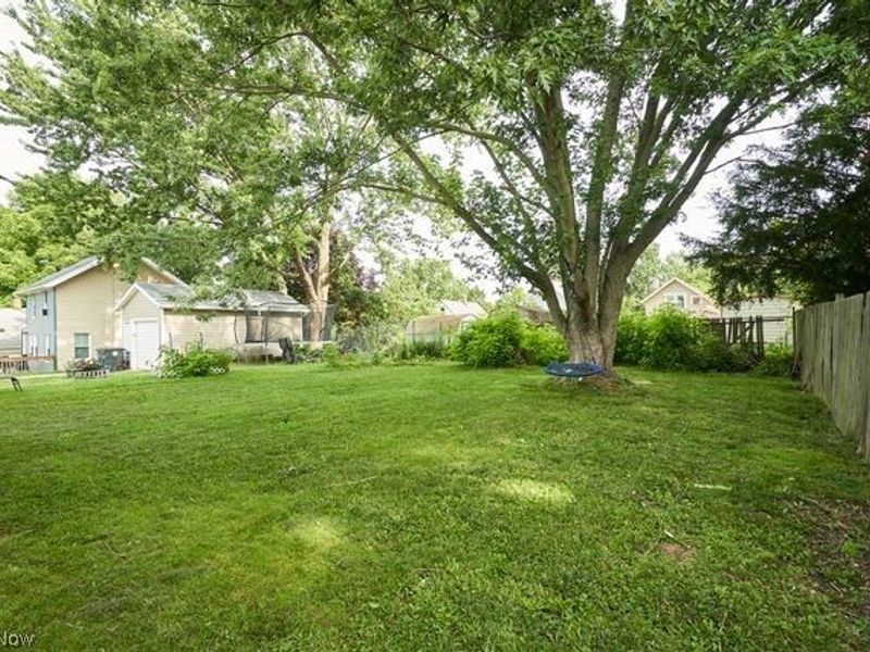 1843 Springfield Center Rd, Akron, OH 44312 Photo 6