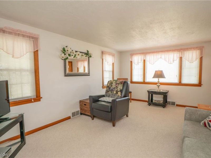 3516 7th Street SW, Canton, OH 44710 Photo 5