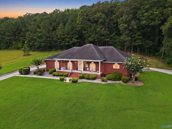 452 Sharpford Road, Somerville, AL 35670