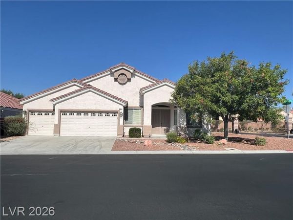 9621 Dancing Pond Way, Las Vegas, NV 89178