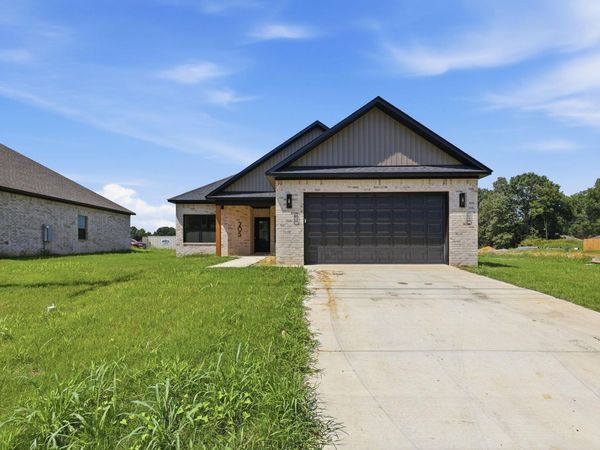 205 E Florida Street, Beebe, AR 72012