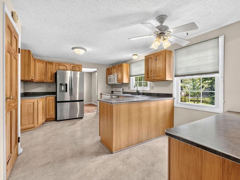 977 Danvers Avenue , Westerville, OH 43081 Photo 21