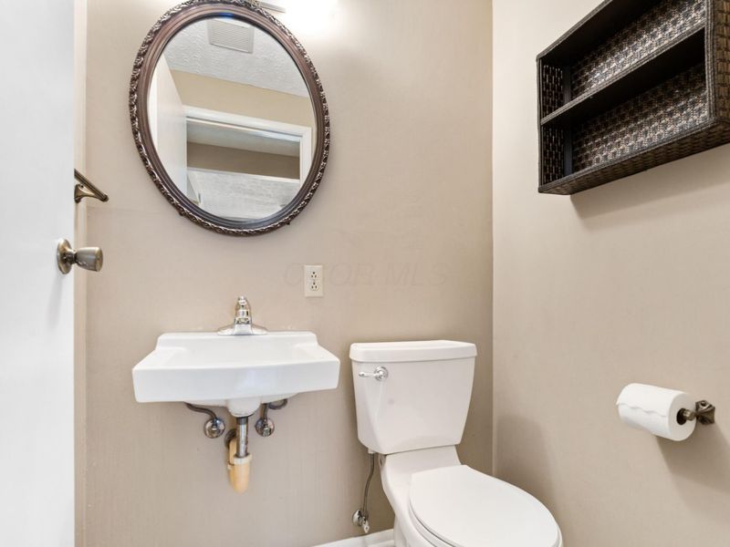 977 Danvers Avenue , Westerville, OH 43081 Photo 27