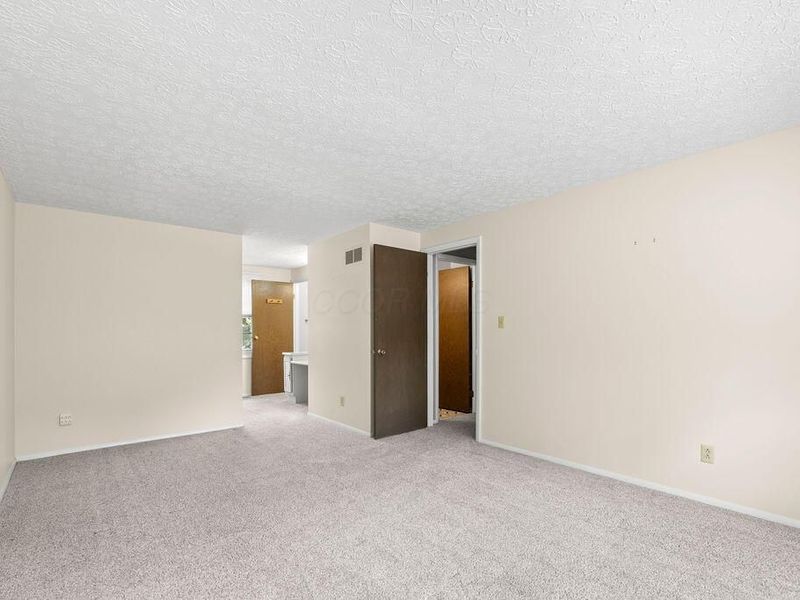 977 Danvers Avenue , Westerville, OH 43081 Photo 34