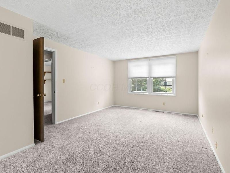 977 Danvers Avenue , Westerville, OH 43081 Photo 35
