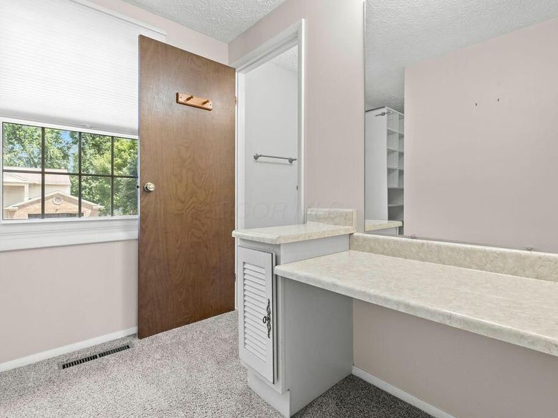 977 Danvers Avenue , Westerville, OH 43081 Photo 36