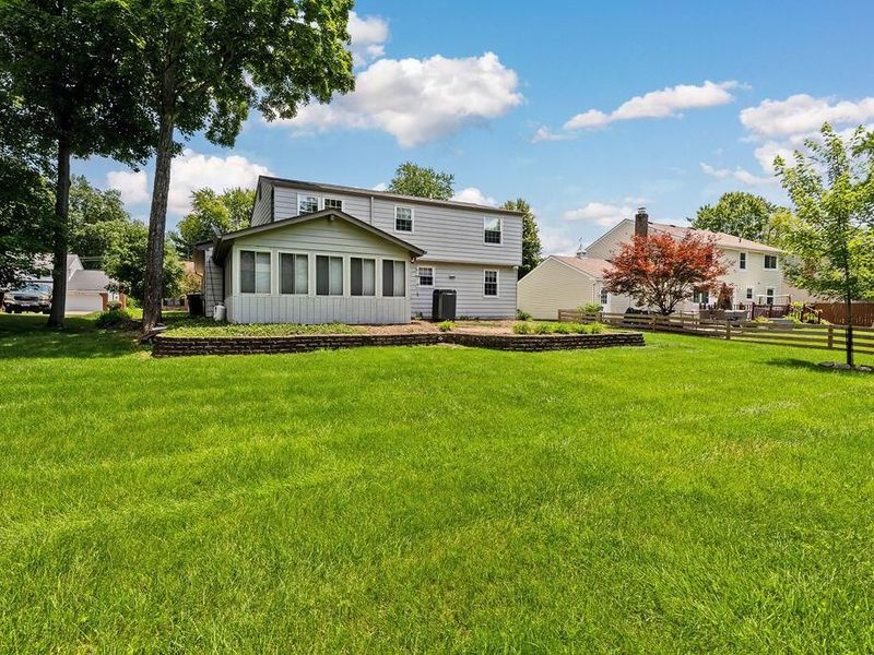 977 Danvers Avenue , Westerville, OH 43081 Photo 6