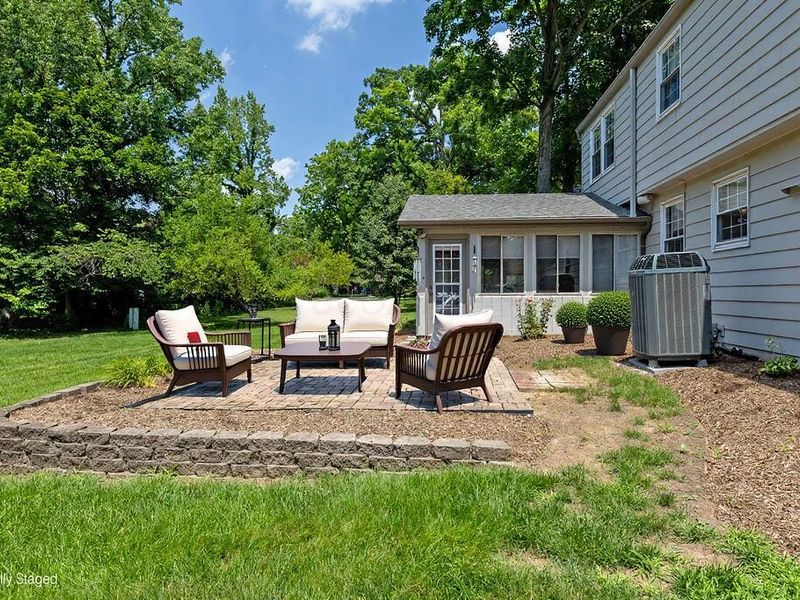 977 Danvers Avenue , Westerville, OH 43081 Photo 61