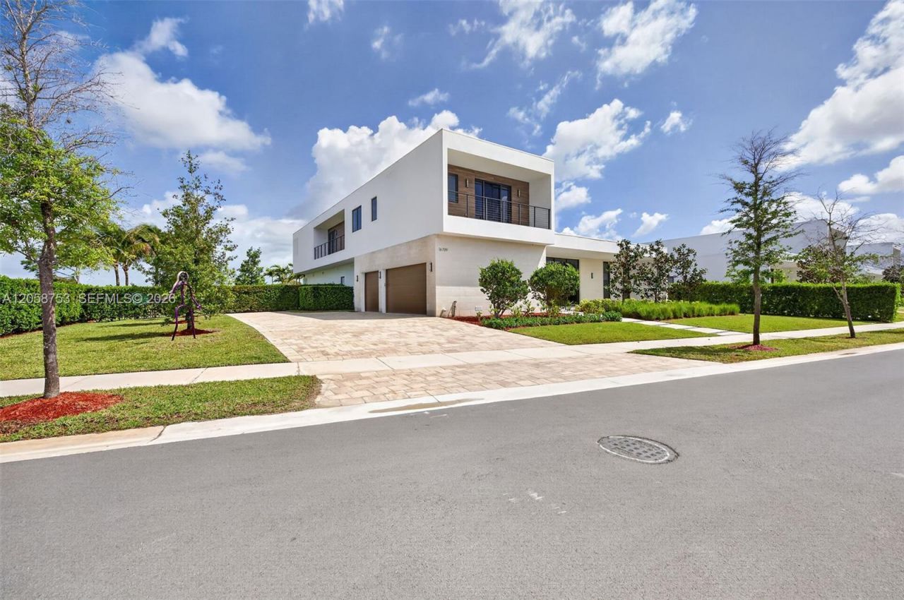 16709 N Botaniko Dr N , Weston, FL 33326 Photo