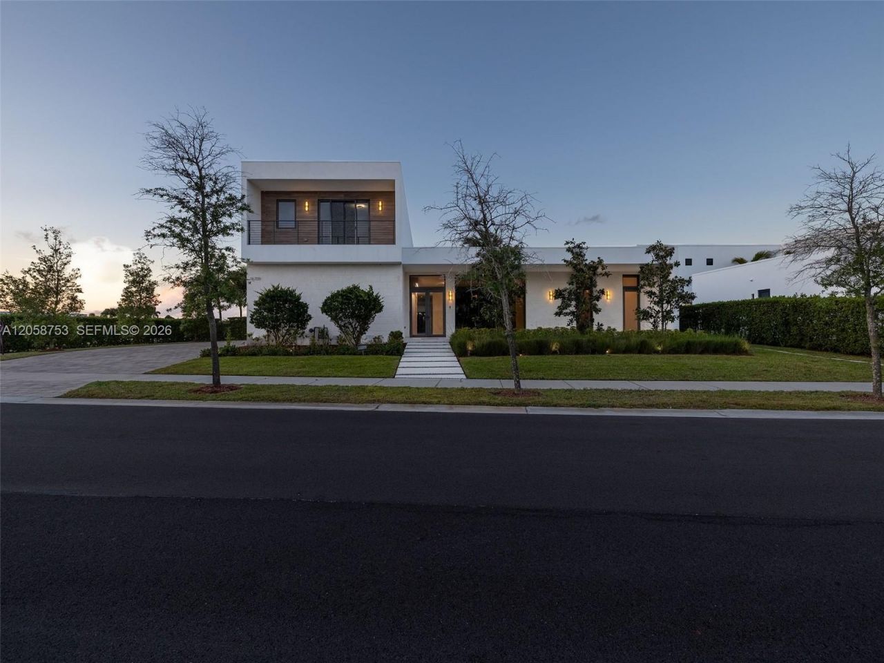 16709 N Botaniko Dr N , Weston, FL 33326 Photo