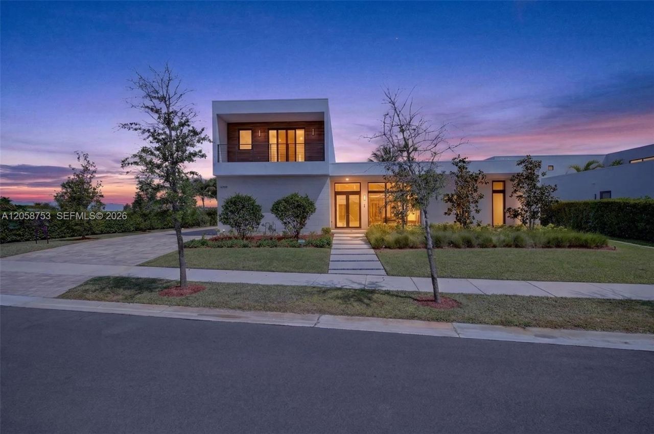 16709 N Botaniko Dr N , Weston, FL 33326 Photo