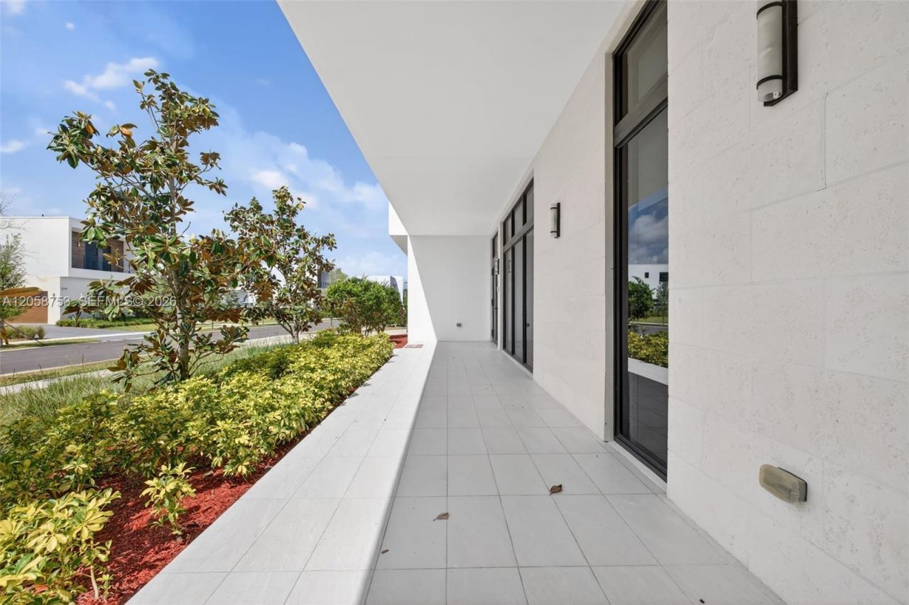 16709 N Botaniko Dr N , Weston, FL 33326 Photo