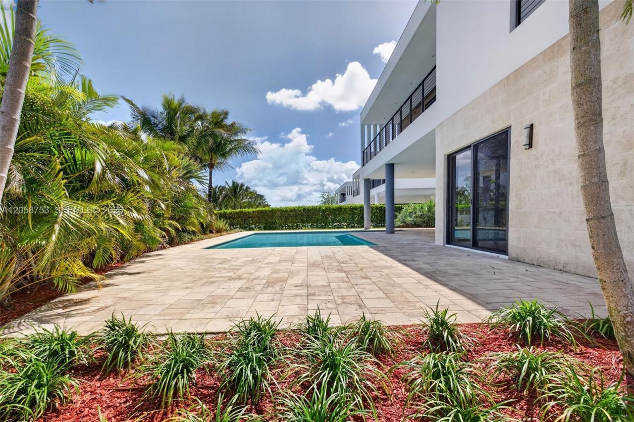 16709 N Botaniko Dr N , Weston, FL 33326 Photo
