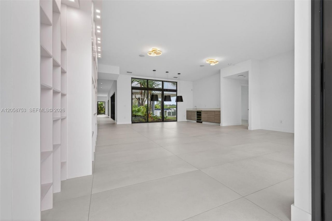 16709 N Botaniko Dr N , Weston, FL 33326 Photo