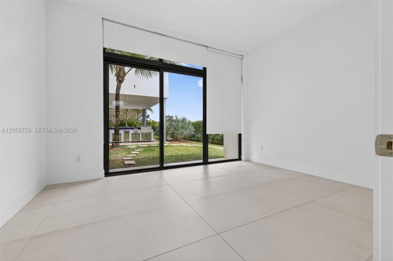 16709 N Botaniko Dr N , Weston, FL 33326 Photo