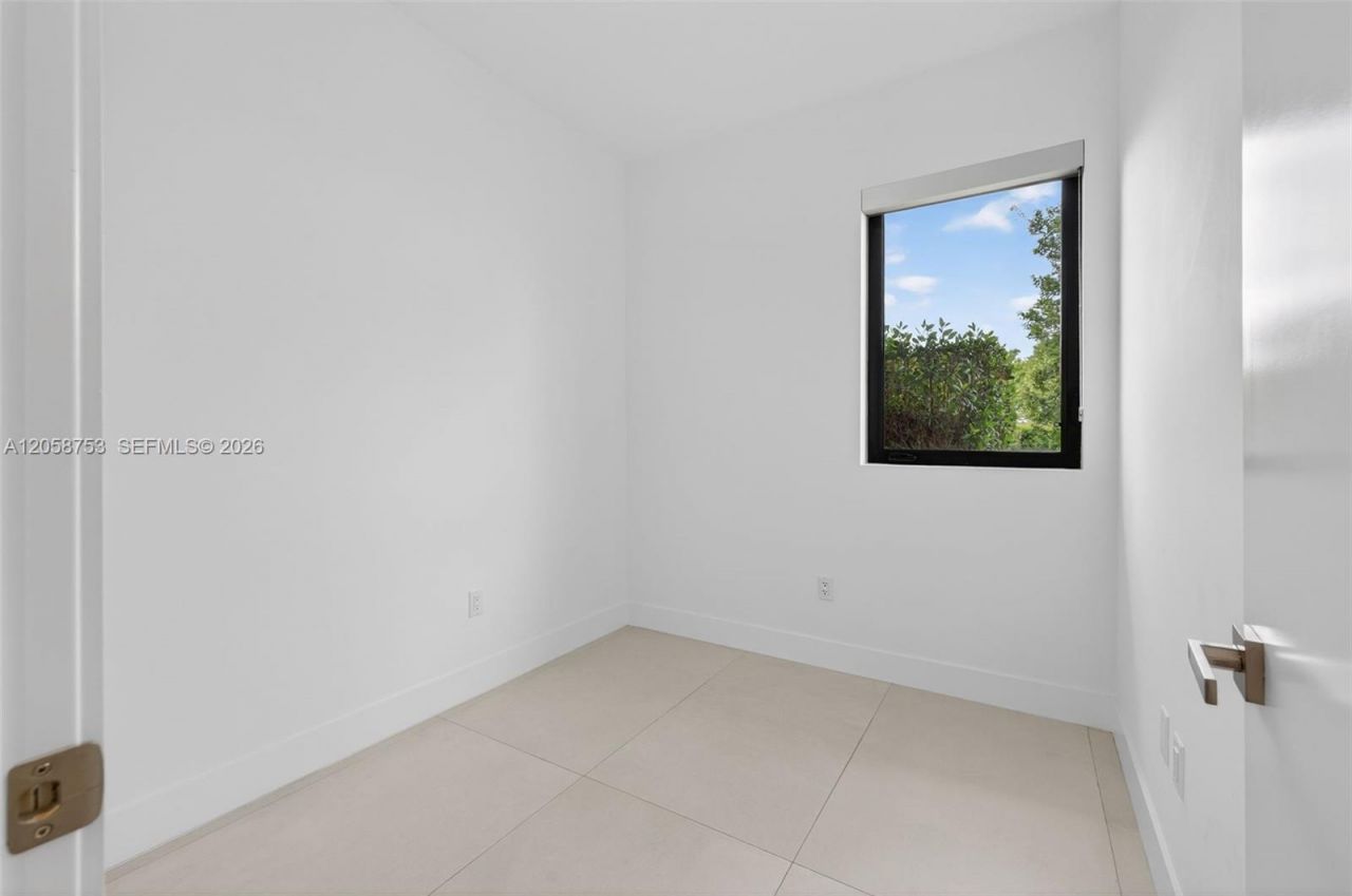 16709 N Botaniko Dr N , Weston, FL 33326 Photo