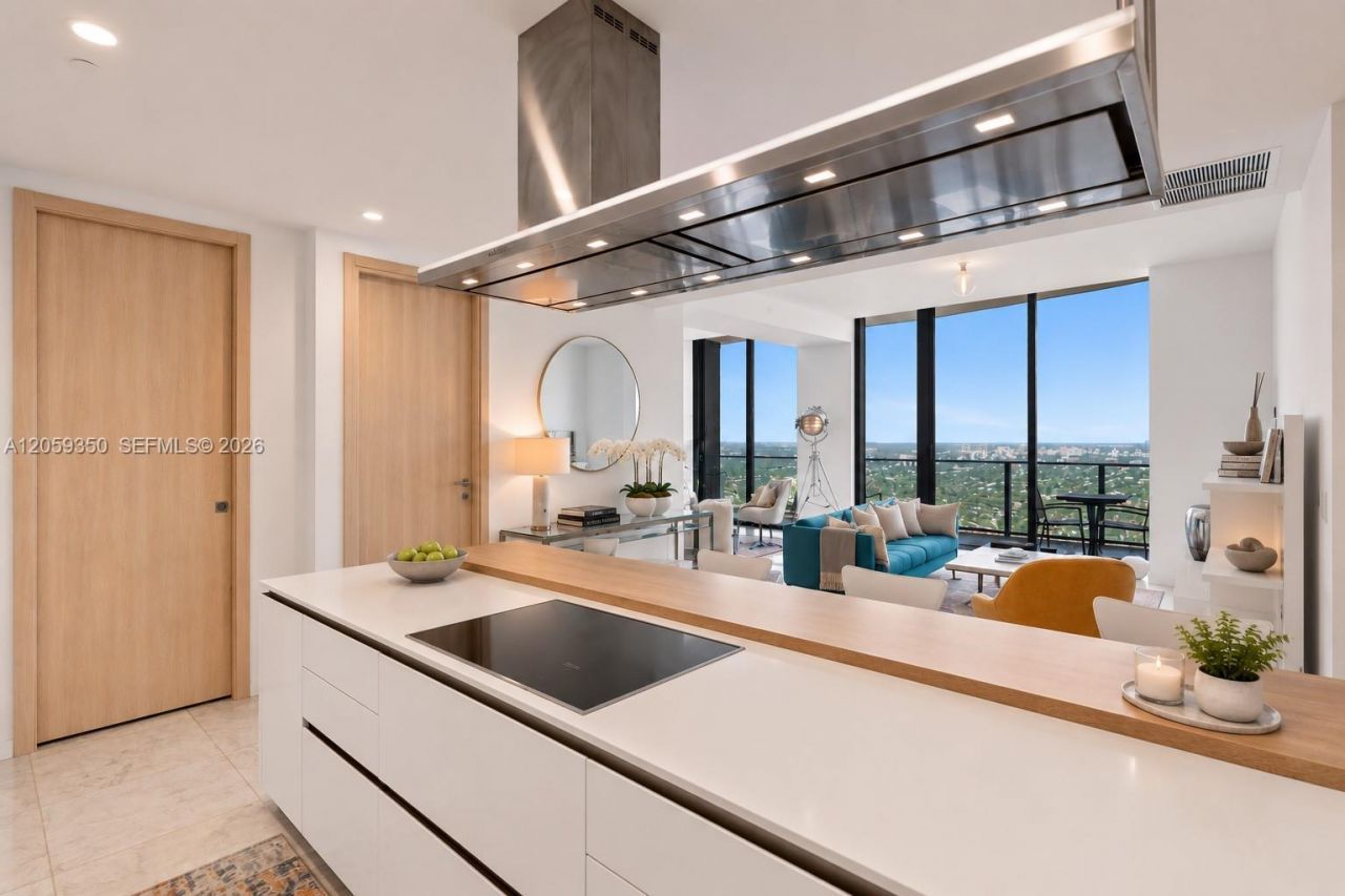 1000 Brickell, Unit PH6106, Miami, FL 33131 Photo