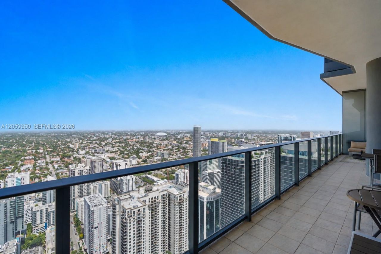 1000 Brickell, Unit PH6106, Miami, FL 33131 Photo