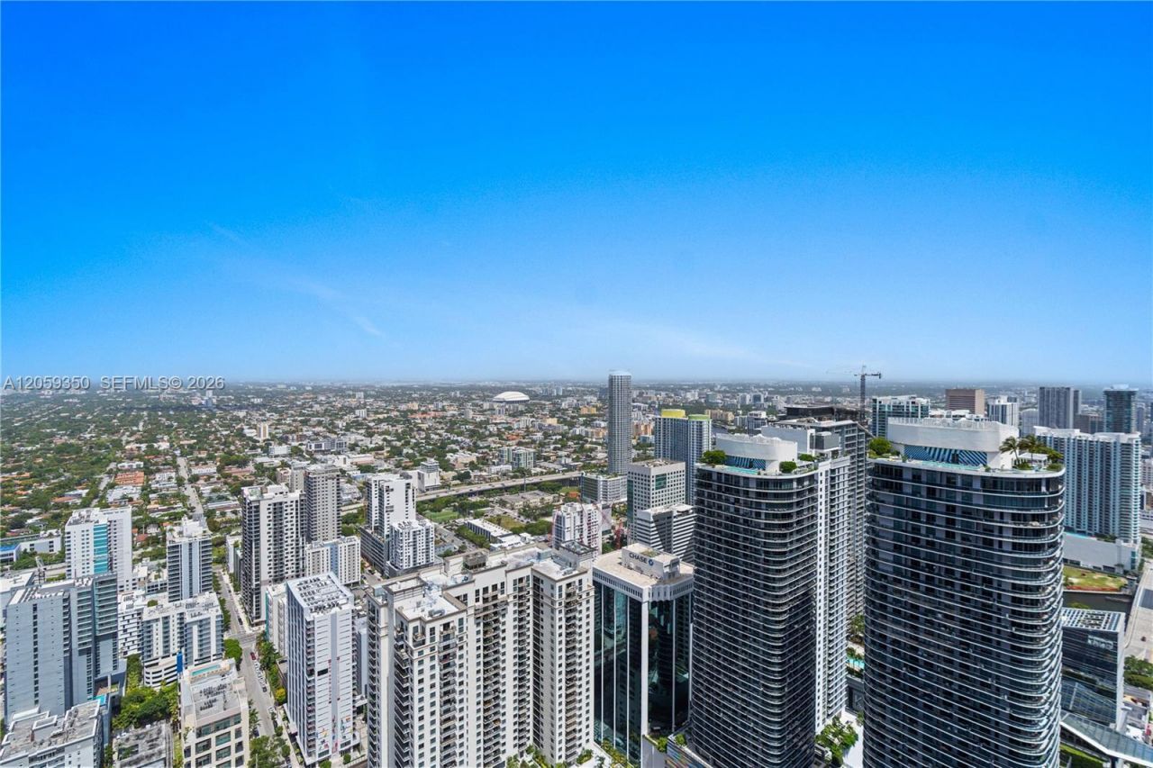 1000 Brickell, Unit PH6106, Miami, FL 33131 Photo