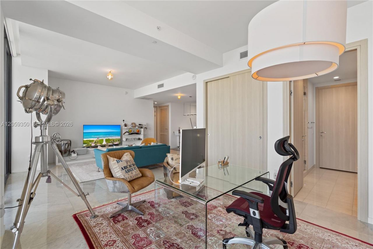 1000 Brickell, Unit PH6106, Miami, FL 33131 Photo