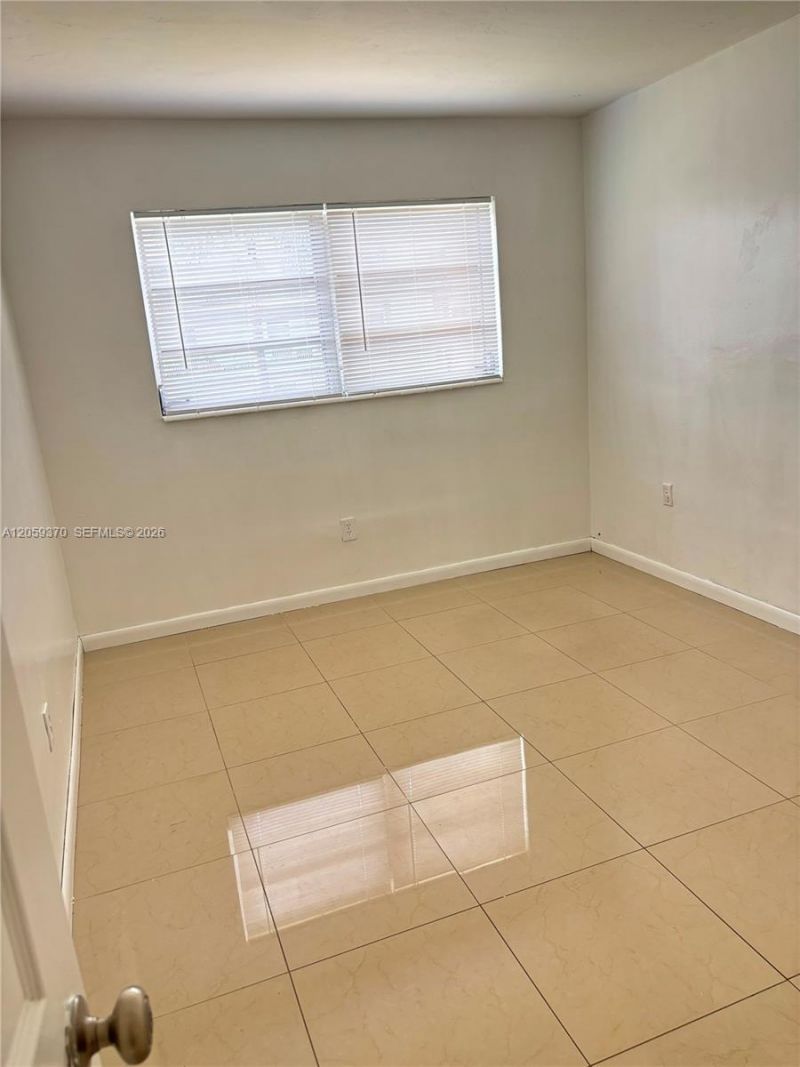 7410 SW 82nd St, Unit K203, Miami, FL 33143 Photo