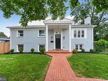 9927 PORTSMOUTH ROAD, MANASSAS, VA 20109