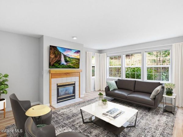 8352 N Village DR , Unit APT 1, Hayden, ID 83835