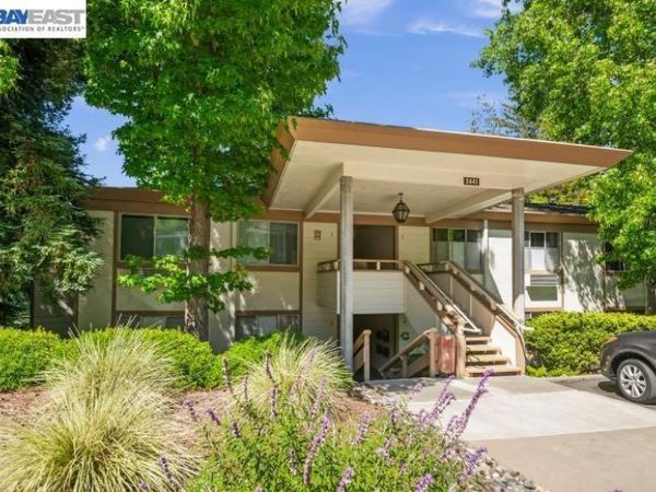 3441 Tice Creek Dr., Unit 4, Walnut Creek, CA 94595