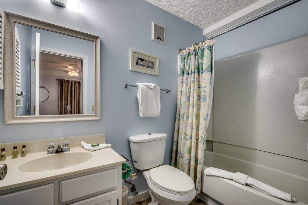 5905 S Kings Hwy. Photo 16