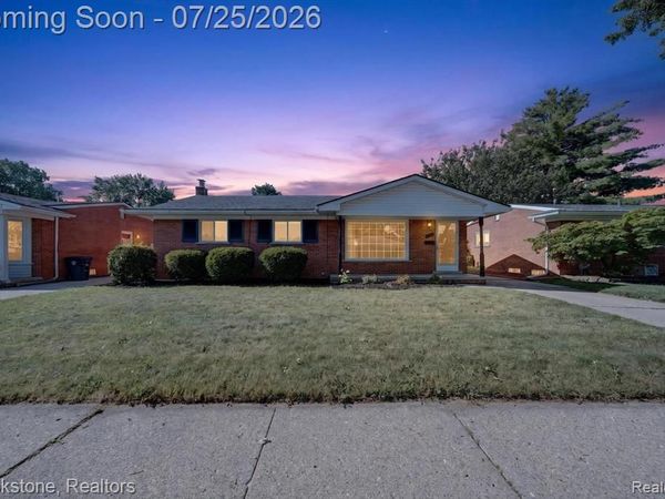 4940 Stanley Avenue, Warren, MI 48092
