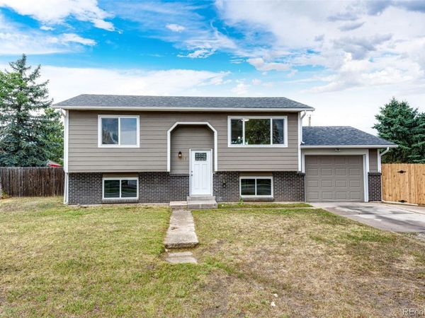 841 S Elbert Street , Elizabeth, CO 80107