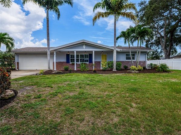 1661 ALGONQUIN DRIVE , CLEARWATER, FL 33755