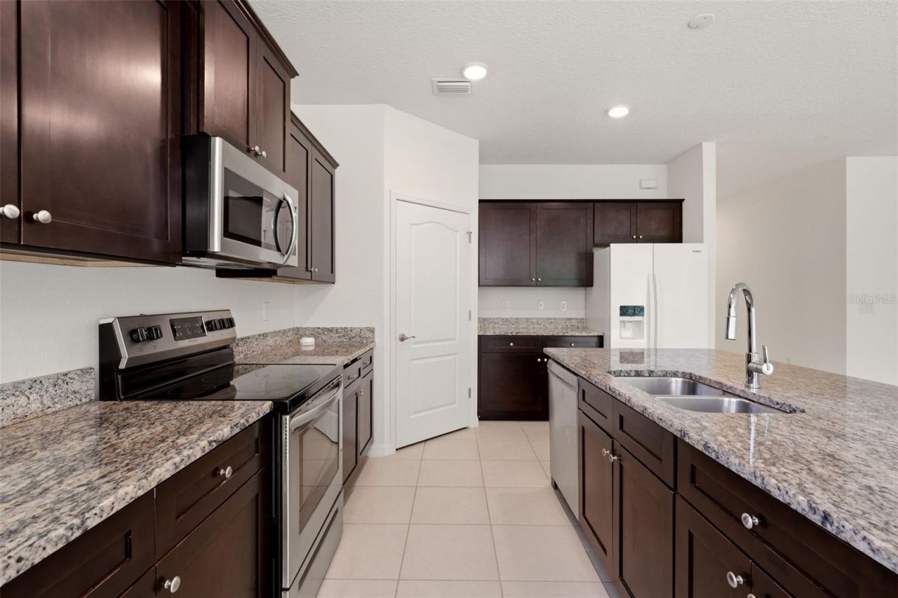 13922 Woodbridge Terrace, Bradenton, FL 34211 Photo